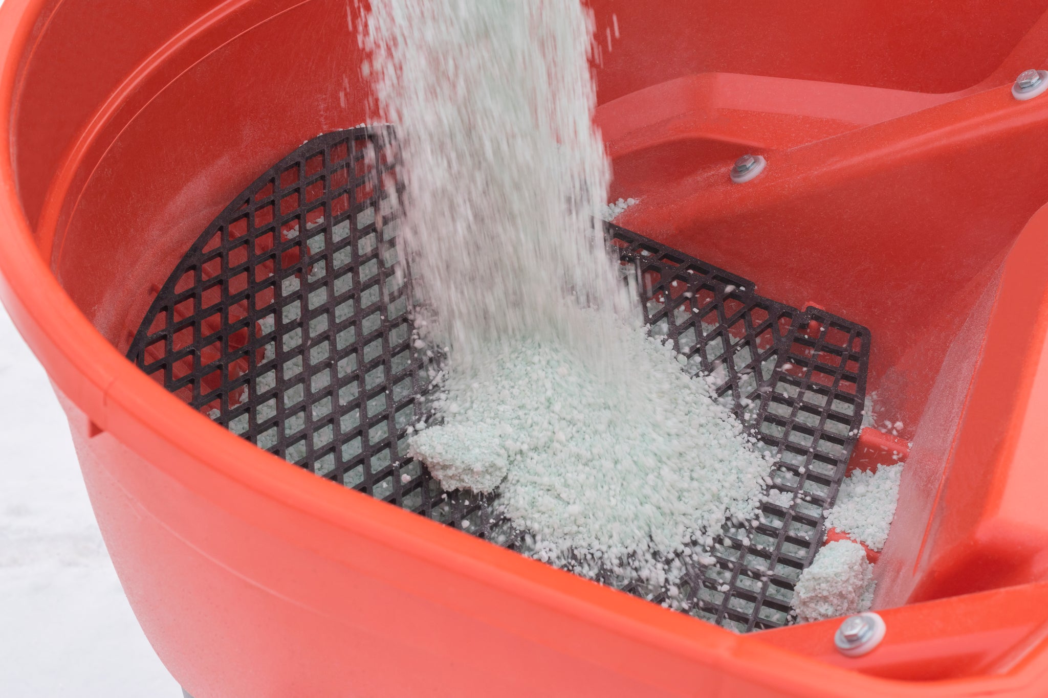Agri-Fab Inc. 45-0548 (130lb Ice Melt Push Broadcast Spreader